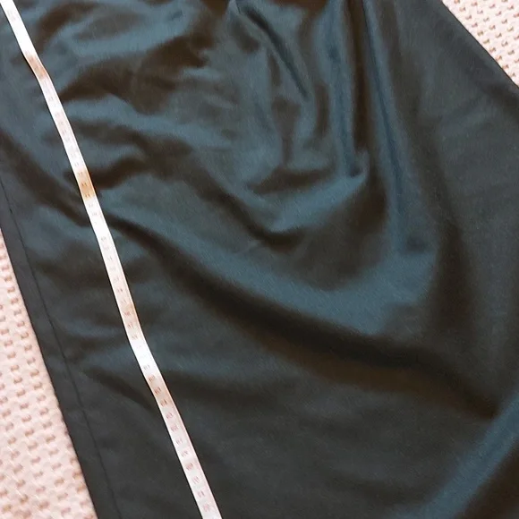 Woman's skirt - Picture 6 of 13